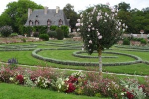 Diane de Poitier's garden at Chateau de Chenonceau